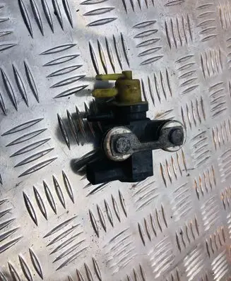 Volkswagen Eos Turbo solenoid valve 1K0906627A