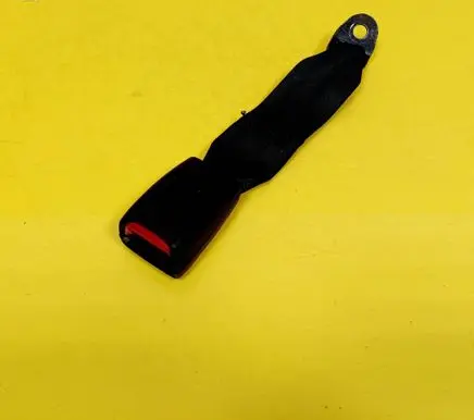 Mitsubishi Galant Rear seatbelt buckle 