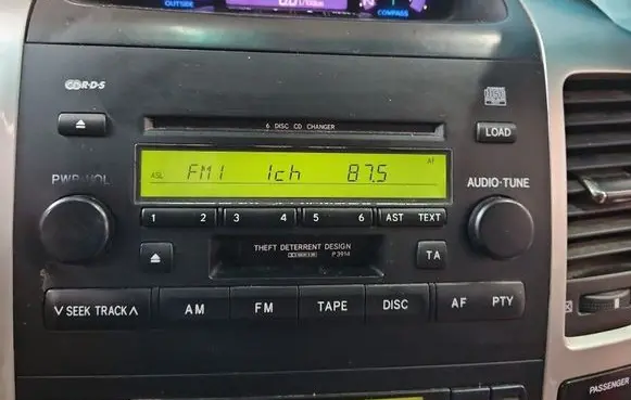 Toyota Land Cruiser (J120) Radio/CD/DVD/GPS head unit 86120-60510 IMPRK1521018