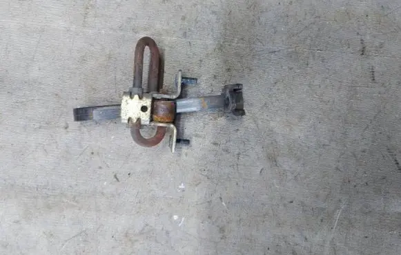 Volvo XC90 Rear door check strap stopper 8650061 6670