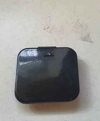 BMW 7 E38 Front tow hook cap/cover 51118125312