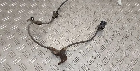 Toyota Yaris Rear ABS sensor wiring 