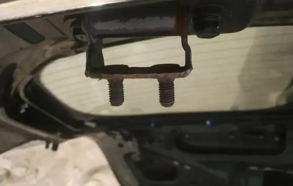 Toyota Verso Tailgate/trunk/boot hinge