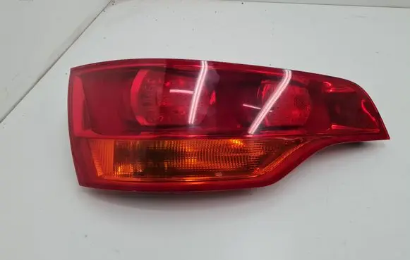 Audi Q7 4L Rear/tail lights 4L0945093