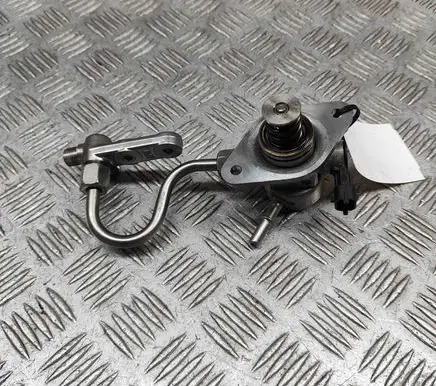Maserati Ghibli Mechanical fuel pump 308863 298649