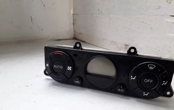 Ford Mondeo Mk III Climate control unit