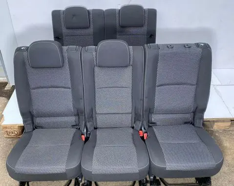 Toyota Verso Rear seat 