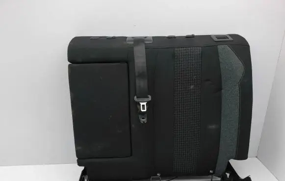 Peugeot 3008 II Rear seat 
