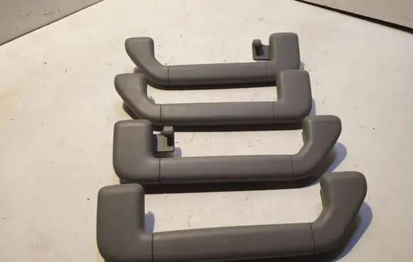 Volkswagen Touareg I Front interior roof grab handle 7L0857607A 7L0857608A