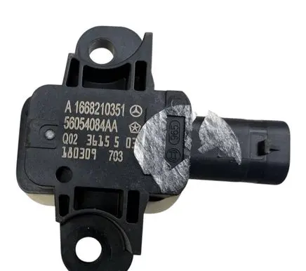 Mercedes-Benz GL X166 Airbag deployment crash/impact sensor A1668210351 1668210351