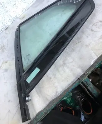 Volvo XC40 Rear side window 43r00048