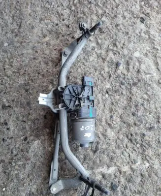 Peugeot 207 Front wiper linkage and motor 0390241540
