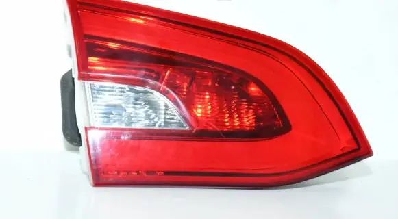 Peugeot 308 Rear/tail lights 9678098080