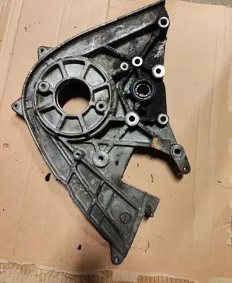 Hyundai Galloper Timing chain cover 