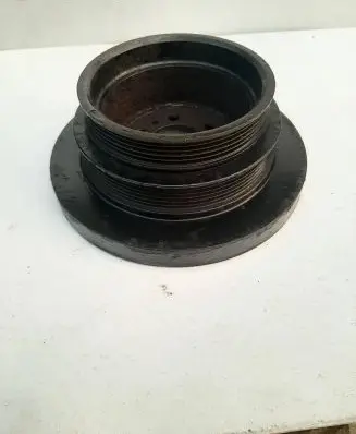 BMW 5 E39 Crankshaft pulley 1432471 1132471