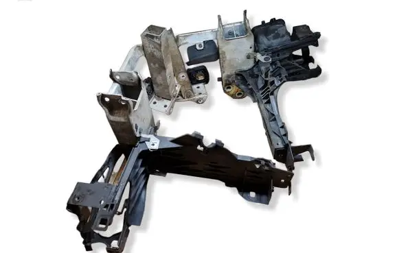 BMW 5 F10 F11 Headlight/headlamp mounting bracket 11071510