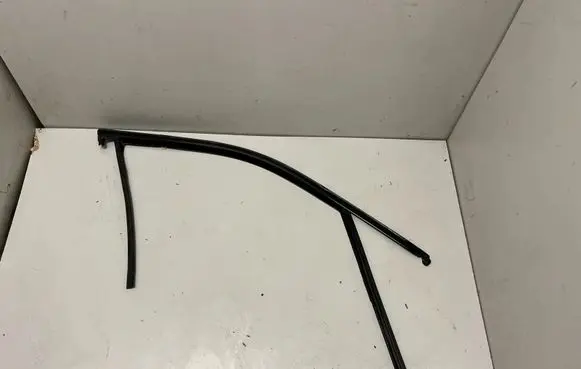 BMW XM Front door glass trim molding 9451282
