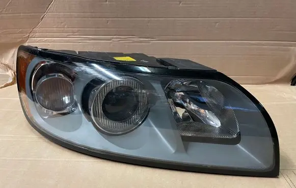 Volvo V50 Headlight/headlamp 0301198204 31335222