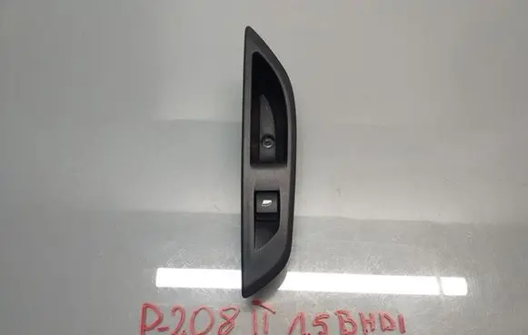 Peugeot 208 Electric window control switch