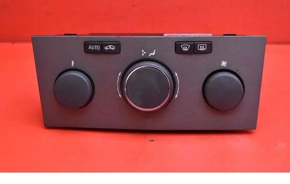 Opel Zafira B Climate control unit 13231053