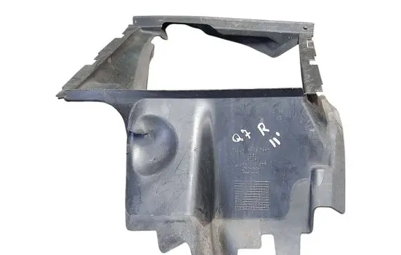 Audi Q7 4L Intercooler air channel guide 4L0117336F