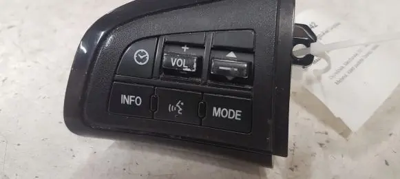 Mazda 6 Steering wheel buttons/switches 75B979LH 3032G05