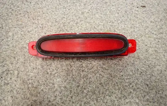Mazda 3 I Third/center stoplight