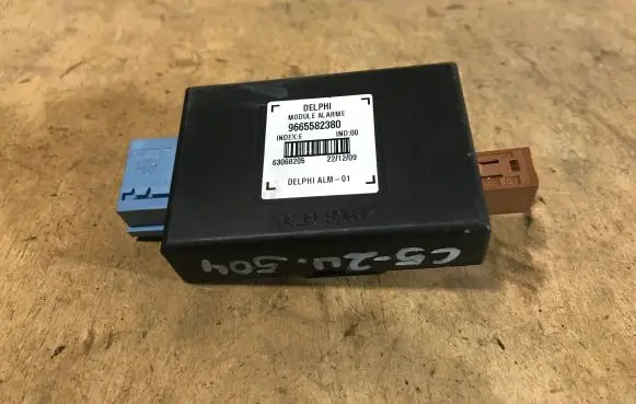 Citroen C5 Alarm control unit/module 9665582380