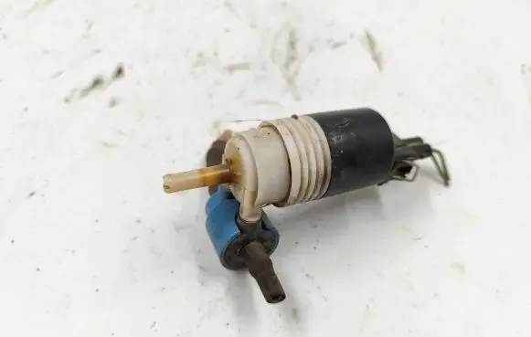 Volkswagen Sharan Windscreen/windshield washer pump 1H6955651
