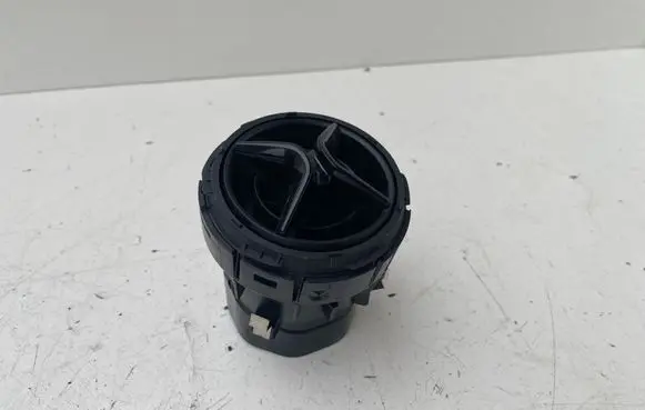 Mercedes-Benz B W246 W242 Dash center air vent grill A2468303600