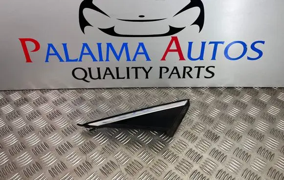 Opel Astra K Fender end trim 39041995