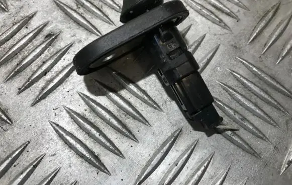 Toyota Auris 150 Front door sensor coupe 
