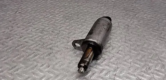 Audi A6 S6 C6 4F Valve oil control 06E103697E