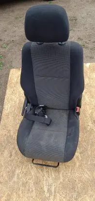 Dodge Caliber Front passenger seat 