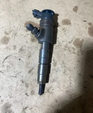 Fuel injector