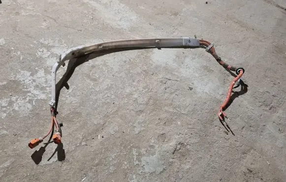 Toyota Prius (XW20) Positive cable (battery) 8216447060