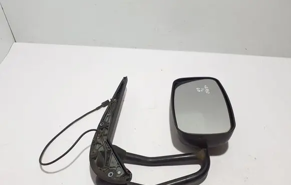 Front door electric wing mirror