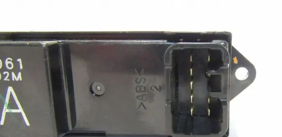 Mitsubishi Outlander Electric window control switch 8608A061