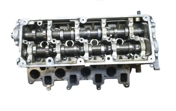 Volkswagen Golf VI Engine head 03L103286A 03L103373A 026011209