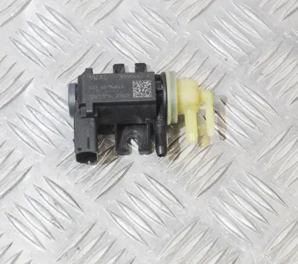 Volkswagen Golf VII Turbo solenoid valve
