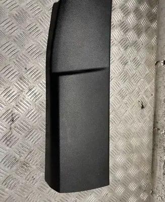 BMW X5 E70 (B) pillar trim (bottom) 7129754