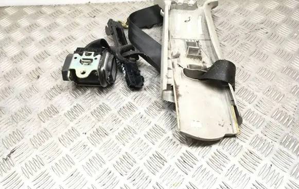 Skoda Octavia Mk2 (1Z) Front seatbelt 1Z0857702A 602481100 602035600