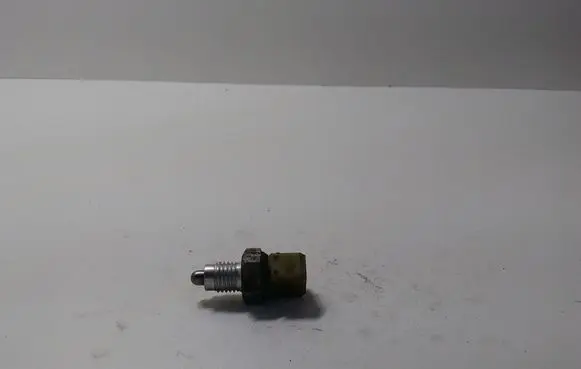 BMW 5 E39 Reversing light switch sensor 7506637