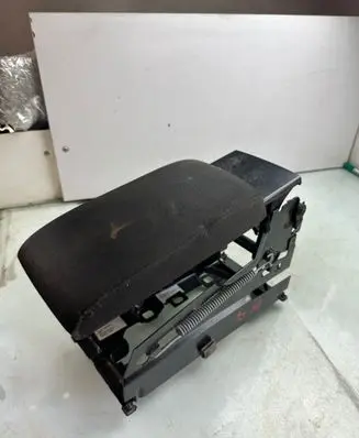 Volkswagen PASSAT B5 Armrest 3B1864207 1036007S06