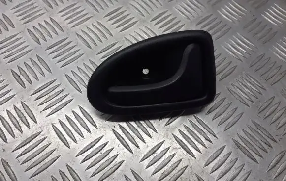 Renault Thalia I Rear door interior handle trim 7700432708