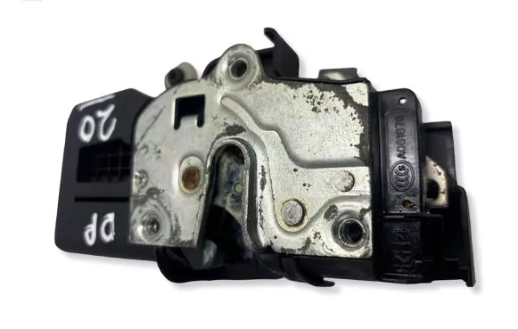 Opel Antara Front door lock A081876