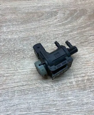 Volkswagen PASSAT B6 Turbo solenoid valve 1J0906283A