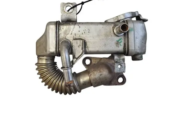 Renault Trafic III (X82) EGR valve cooler 147350678RB