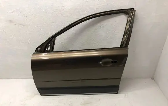Volvo XC70 Front door