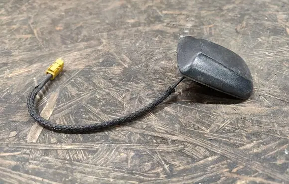 Jeep Compass Aerial GPS antenna 05150048AB